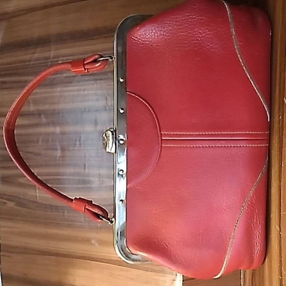 Vintage Handbags - Vintage red pocketbook purse 👜 bag